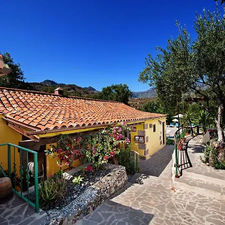 Bohemian Hideaway Finca - 2 Unique Houses With Shared Pool Santa Lucia De Tirajana Exterior photo