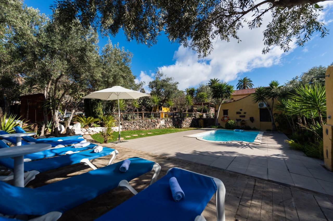Bohemian Hideaway - 2 Unique With Shared Pool Country house