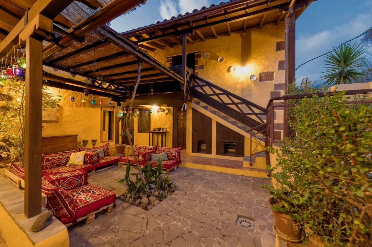 Bohemian Hideaway - 2 Unique With Shared Pool Country house Santa Lucia De Tirajana